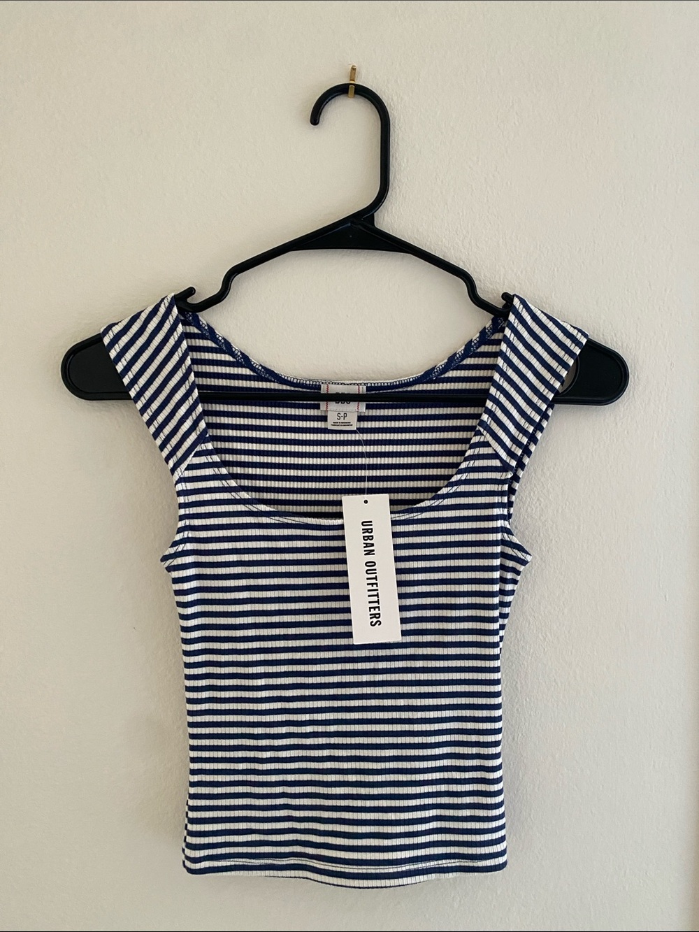 🌼 NWT BDG Navy & White Ribbed Striped Tank Top
